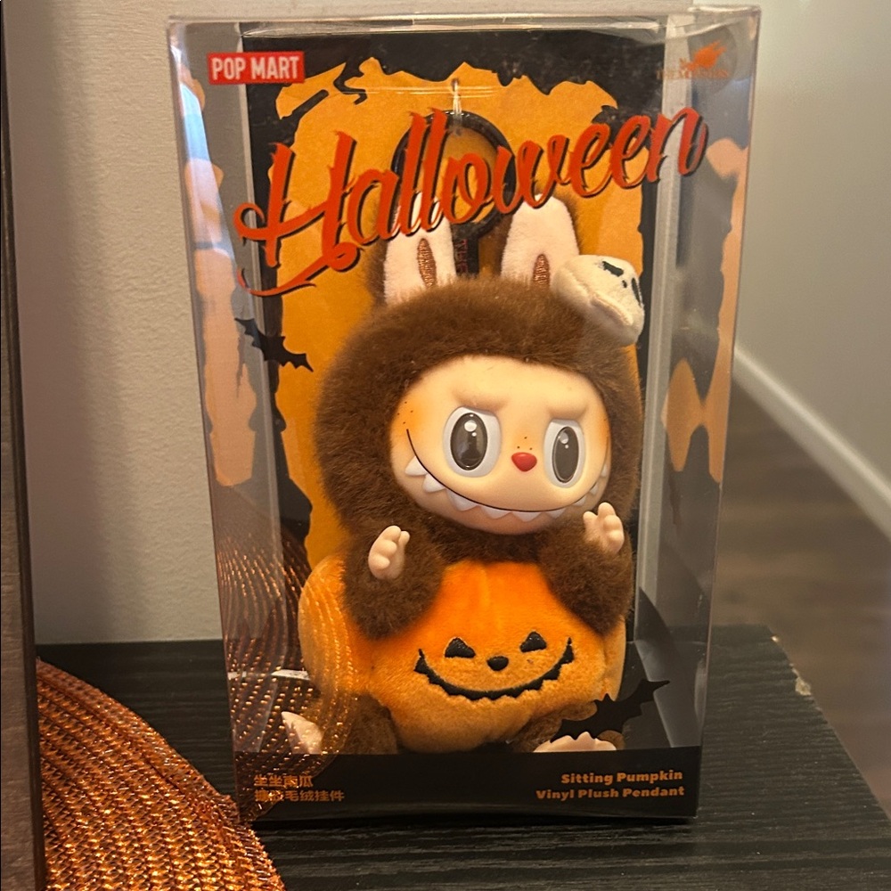 Pop Mart Happy Halloween Labubu